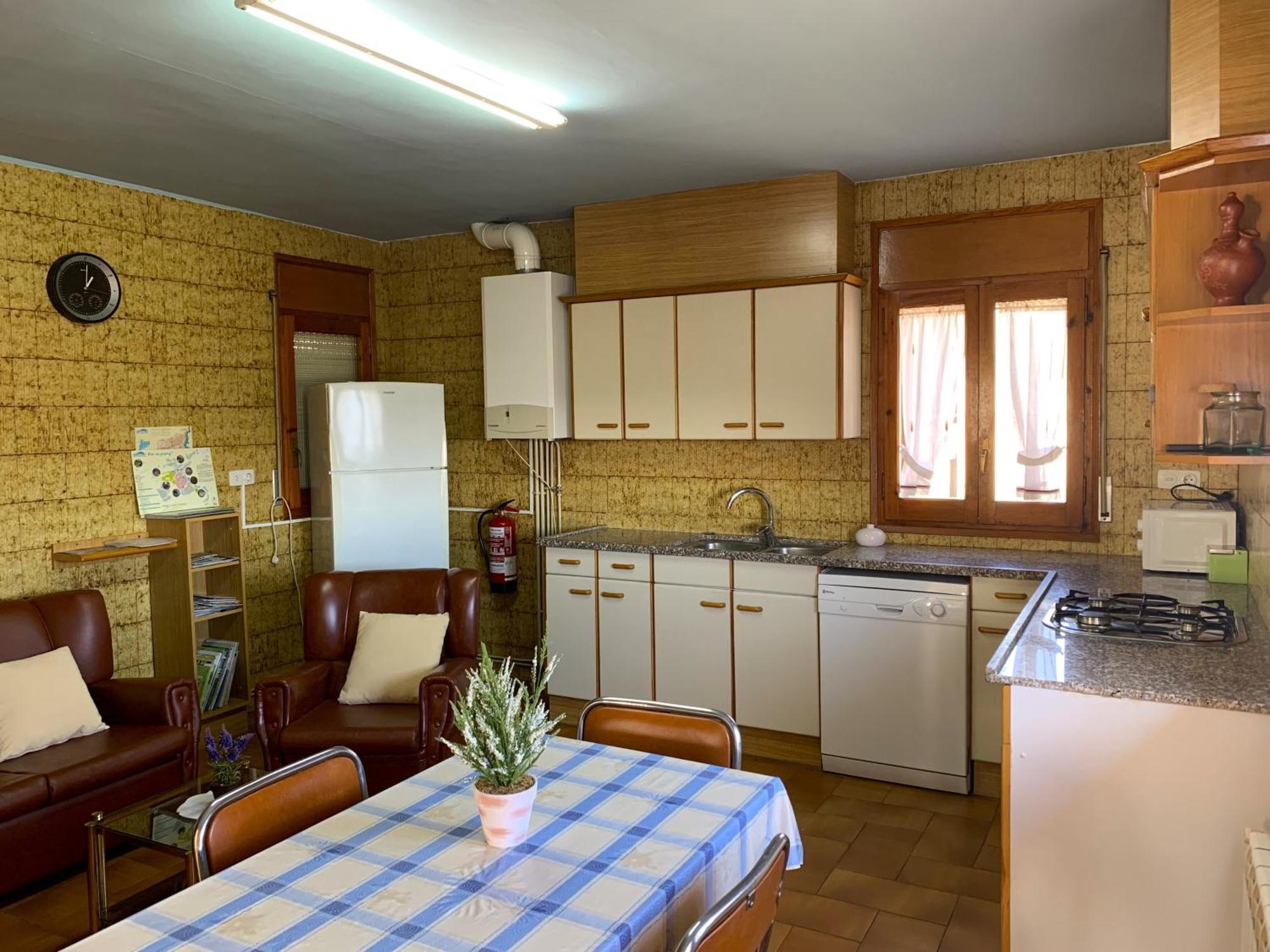 Cal Servero Peramola Buitenkant foto
