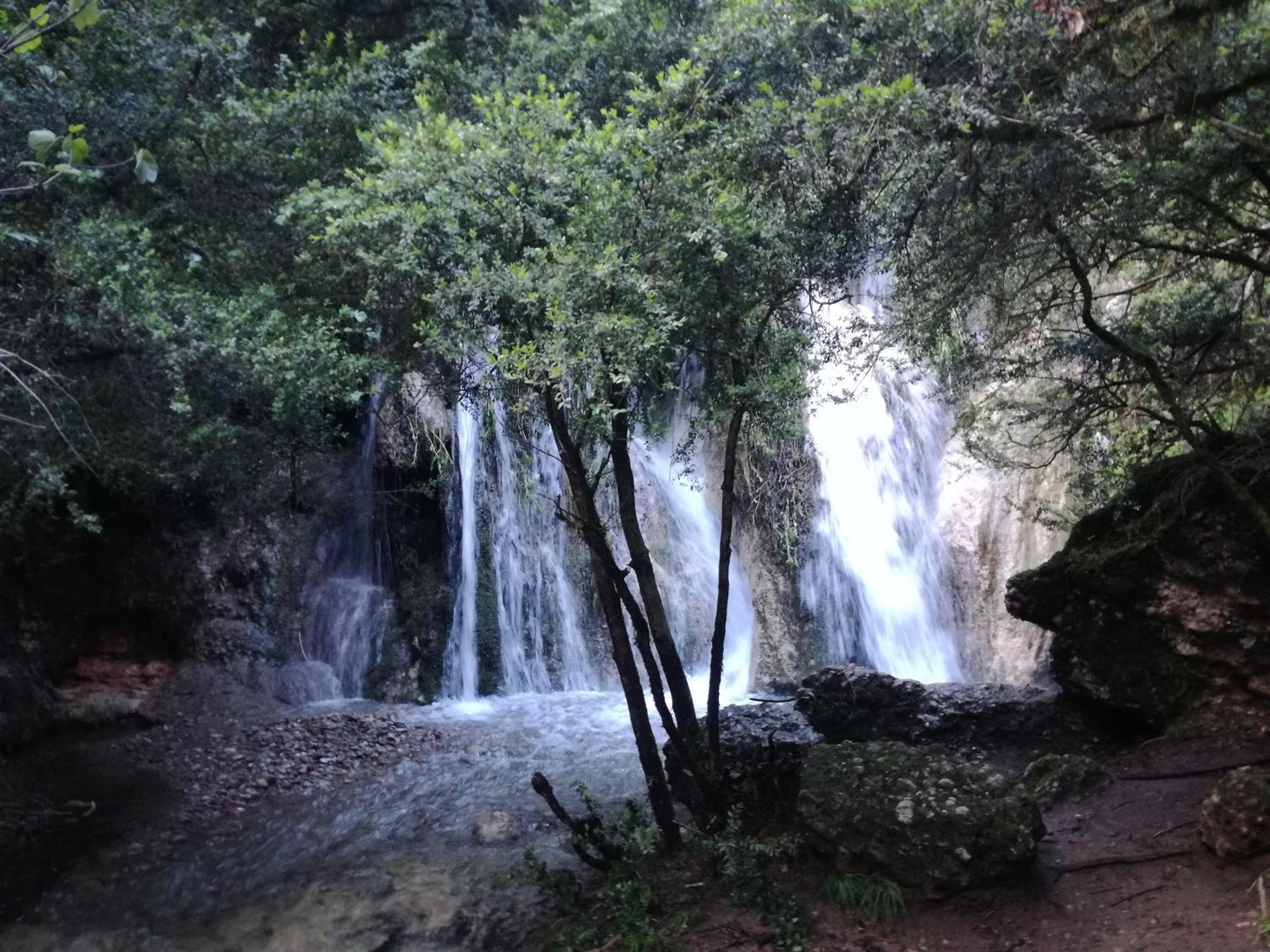 Cal Servero Peramola Buitenkant foto