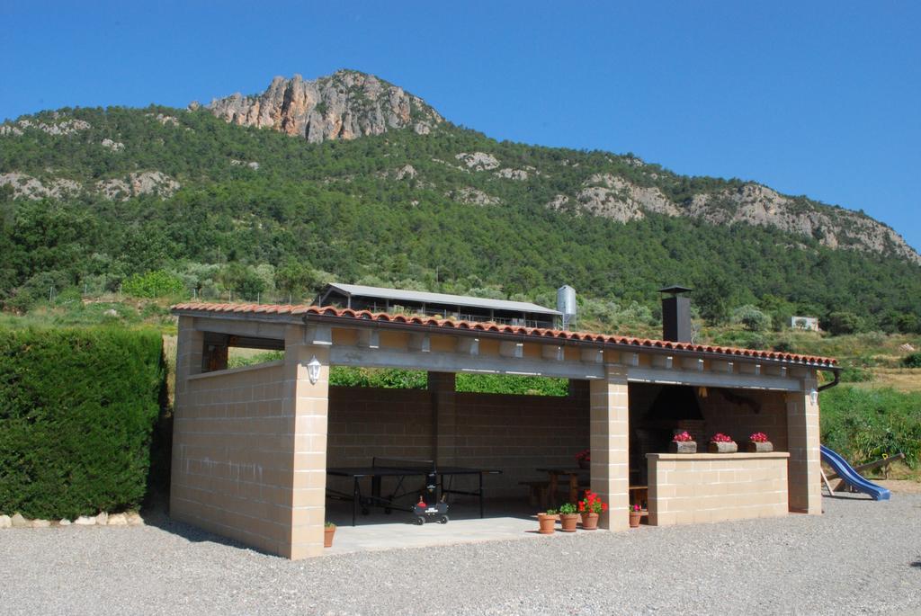 Cal Servero Peramola Buitenkant foto